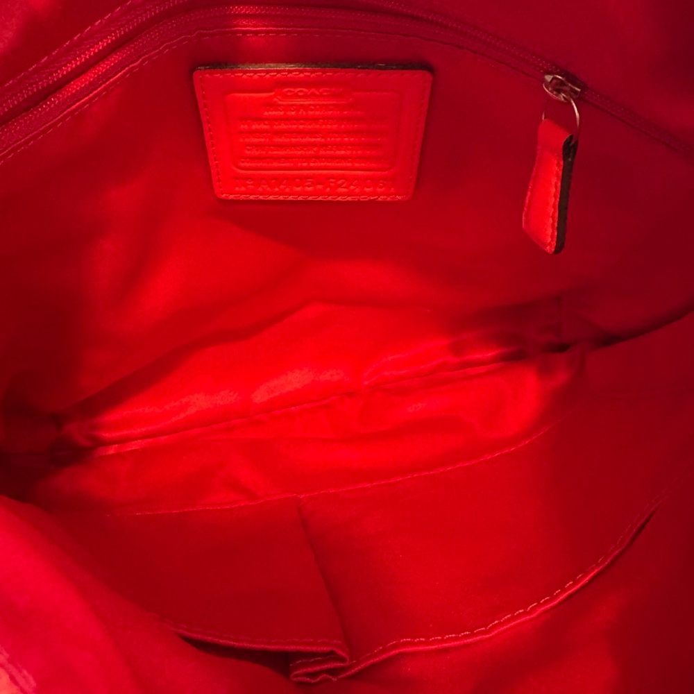 Coach Crossbody Bag EUC - Picture 7 of 8